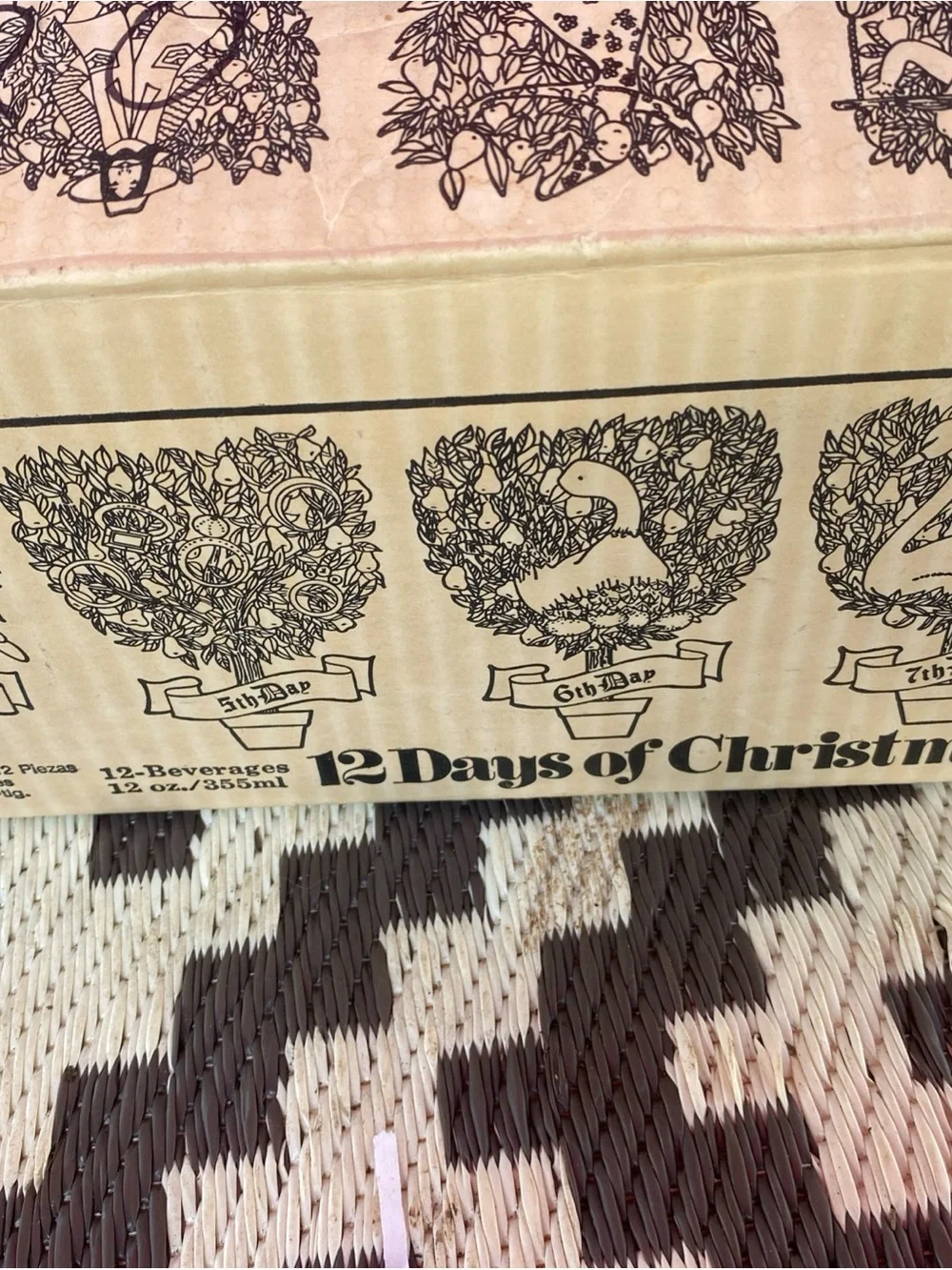 Anchor Hocking 12 Days of Christmas Holiday Glasses - Set with Box